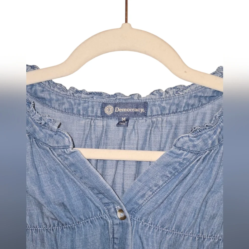 Democracy Double Flutter Short Sleeve Ruffle Neck Dip Dye Top - Picture 5 of 5
